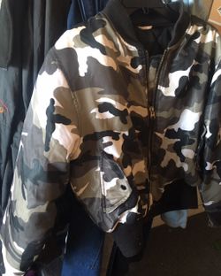 Camo Jacket M/L