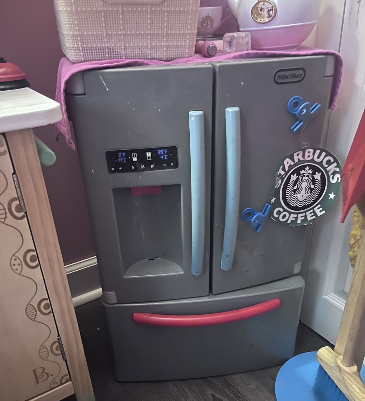 Kids Realistic Toy Fridge With Batteries Included