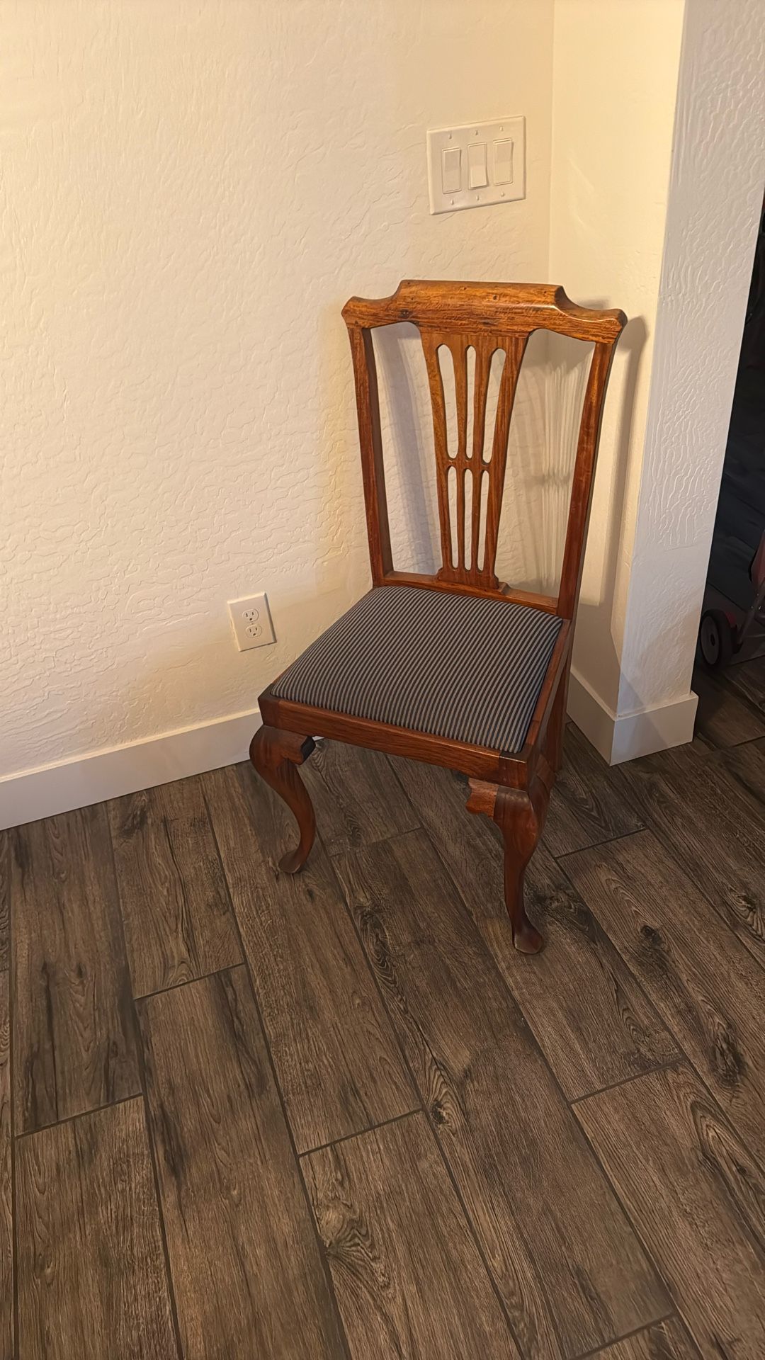 Dining Room Chairs