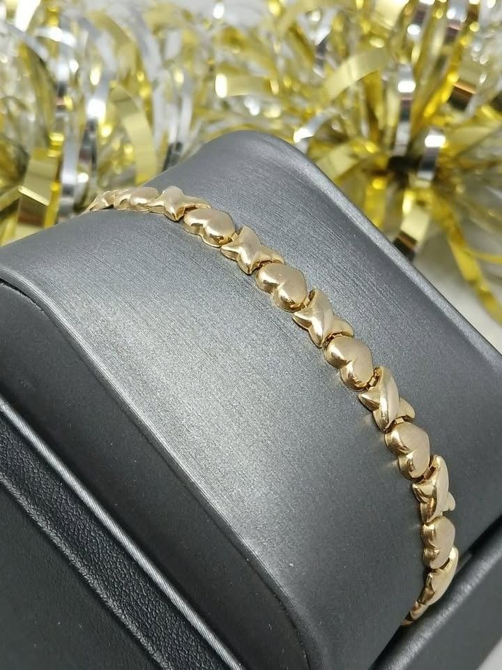 Beautiful 10K Yellow Gold Bracelet  4.3g (#23185)