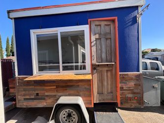 18’ Food Trailer - Fully Equipped