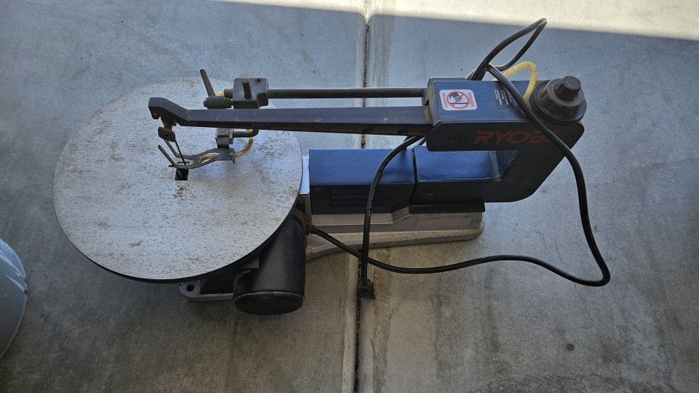 Ryobi Scroll Saw – Great for Woodworking & Crafts