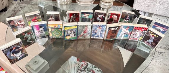 MLB Baseball Trading Cards Lot