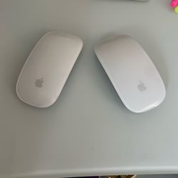 2 Apple Mouses
