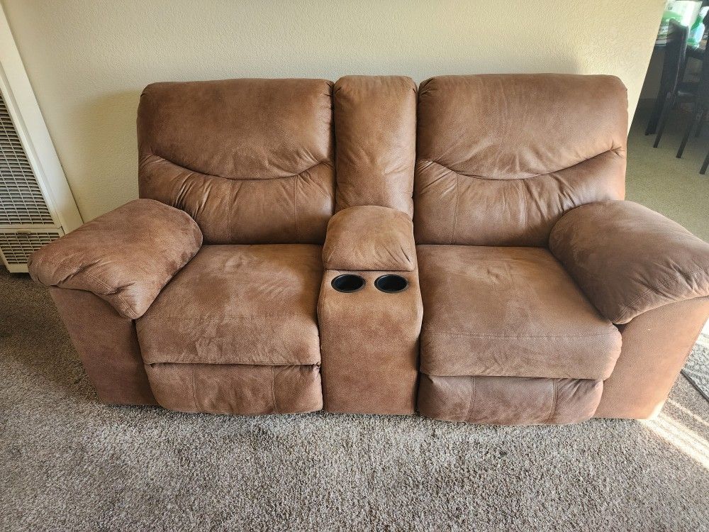 Double Recliner Couch in GREAT SHAPE