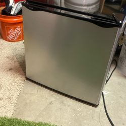 Mini Refrigerator by Igloo. Like New. Never Used