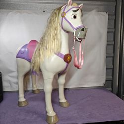 Disney Princess Playdate Maximus toy horse. It is a life-size interactive toy