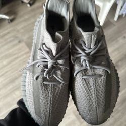 Yeezy 350 Size 11.5