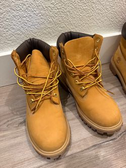 women's timbs