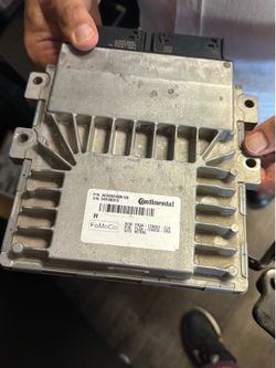 Ford engine control unit — Used