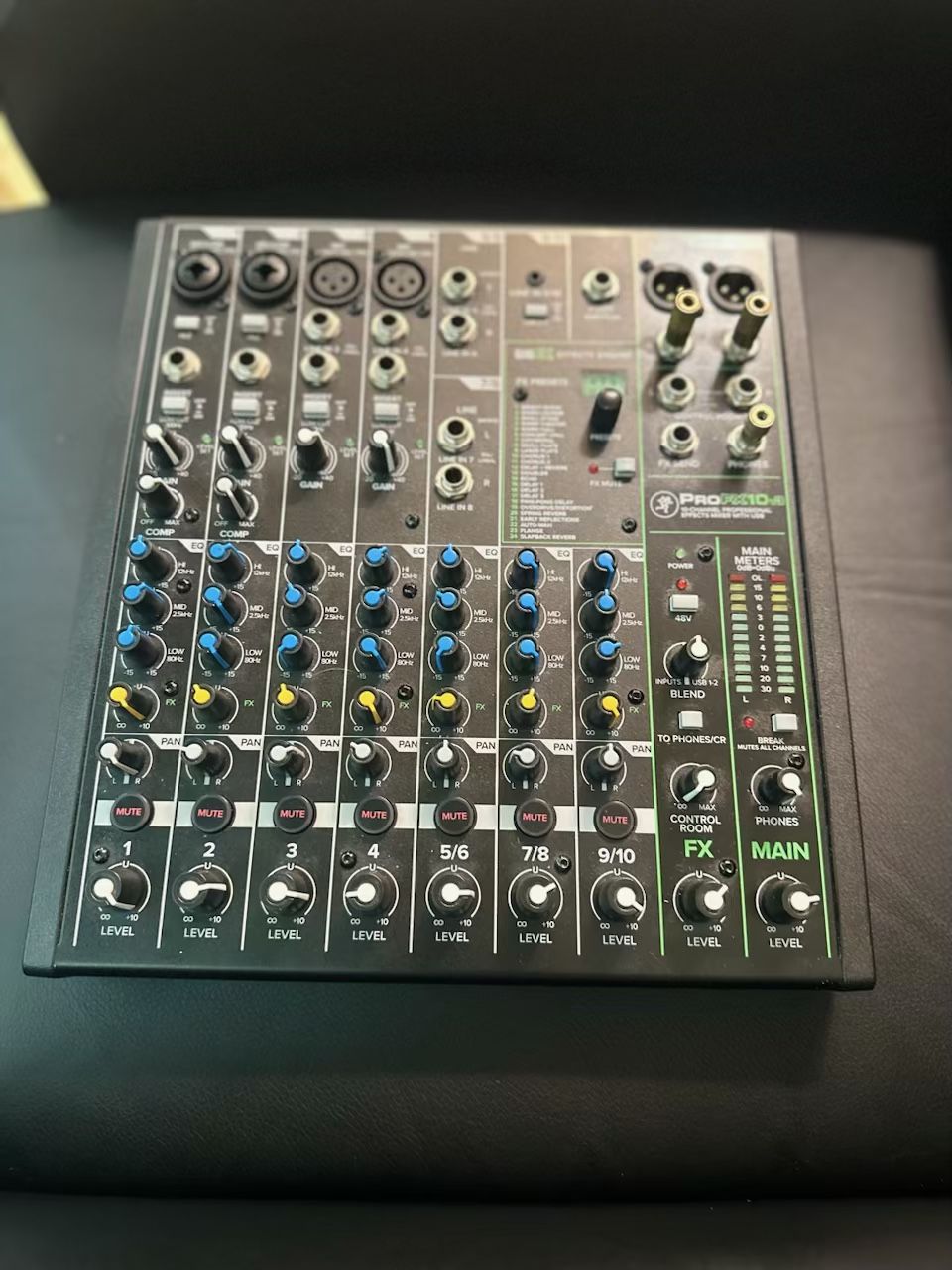 Mackie ProFX10v3 10-channel Mixer with USB and Effects