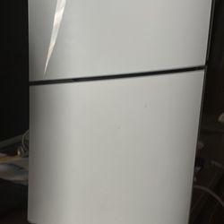 Ps5 and 2 controllers (no drift)