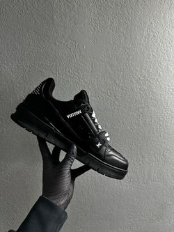 Louis Vuitton Lv  trainers-black size 9,5