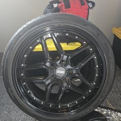 ESR Rims And Tires 18 5x114.3 8.5