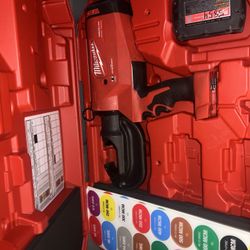 Milwaukee M18 18V Lithium CORDLESS 