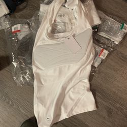 Nike Men’s Basketball Tank Top With Padding On the Ribs Brand New