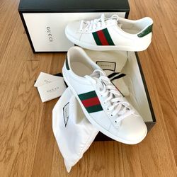 Men’s Gucci Ace Sneakers With Web