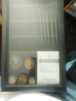 Studio Decor- Keepsake Display Case