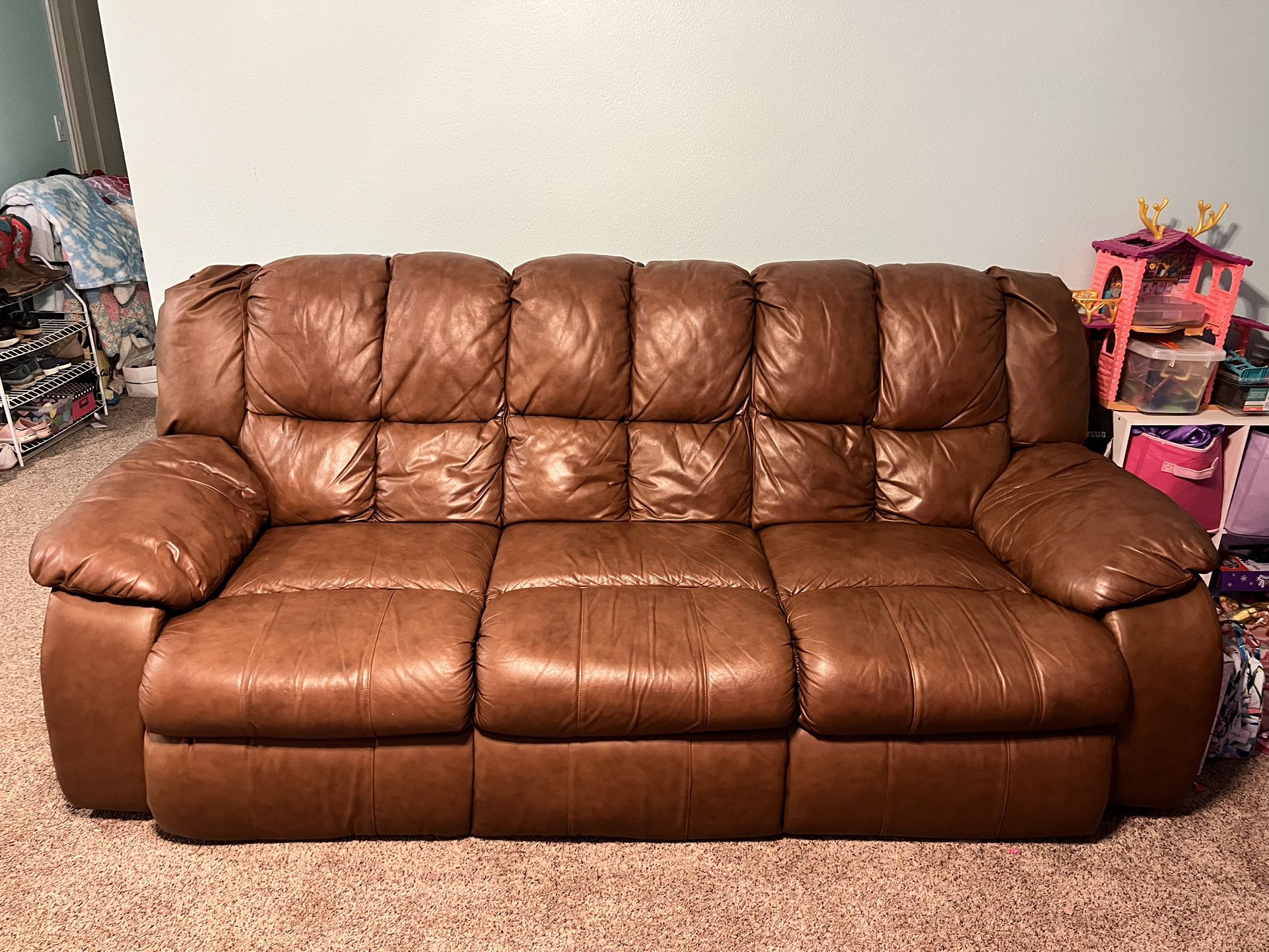 Leather Couch With Pull Out Bed