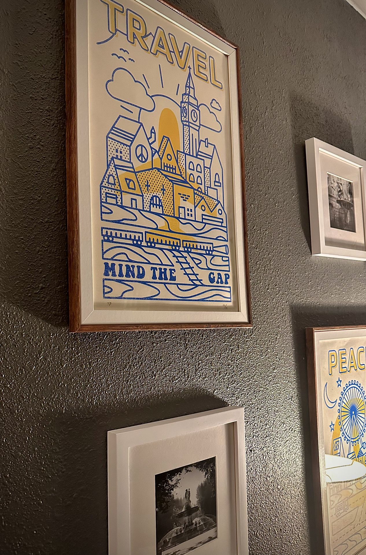 Picture Frames 11x7 And 9x9
