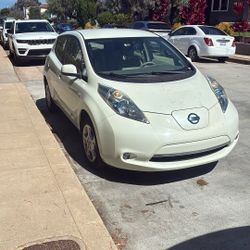 Nissan Leaf 10 Of 12 Bars On The Battery 