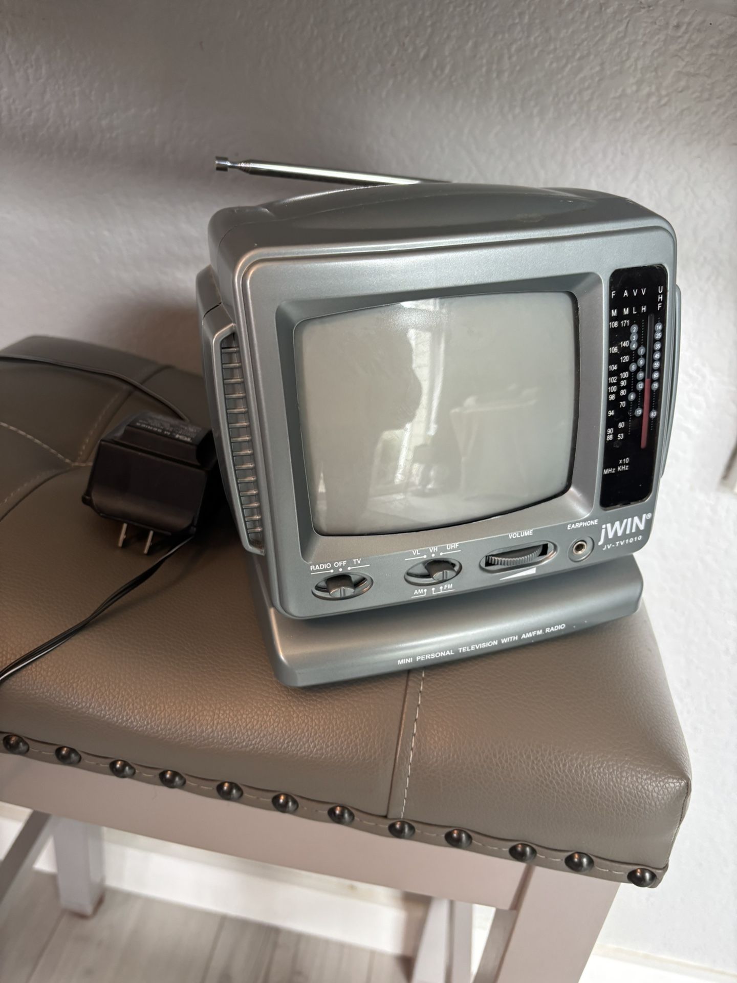 Jwin Mini Television(vintage)