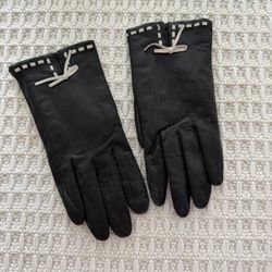 Ladies, Leather Black Gloves With White Accent