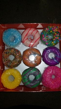 Donuts bath bombs