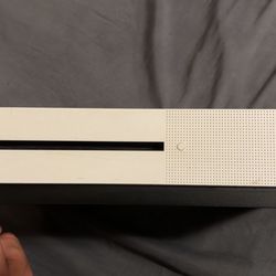 X Box 1 S  500gb 