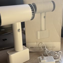 Cordless Hair Dryer Hot and Cold Wind Battery Powered Portable Blow Dryer for Dormitory Travel 100-240V