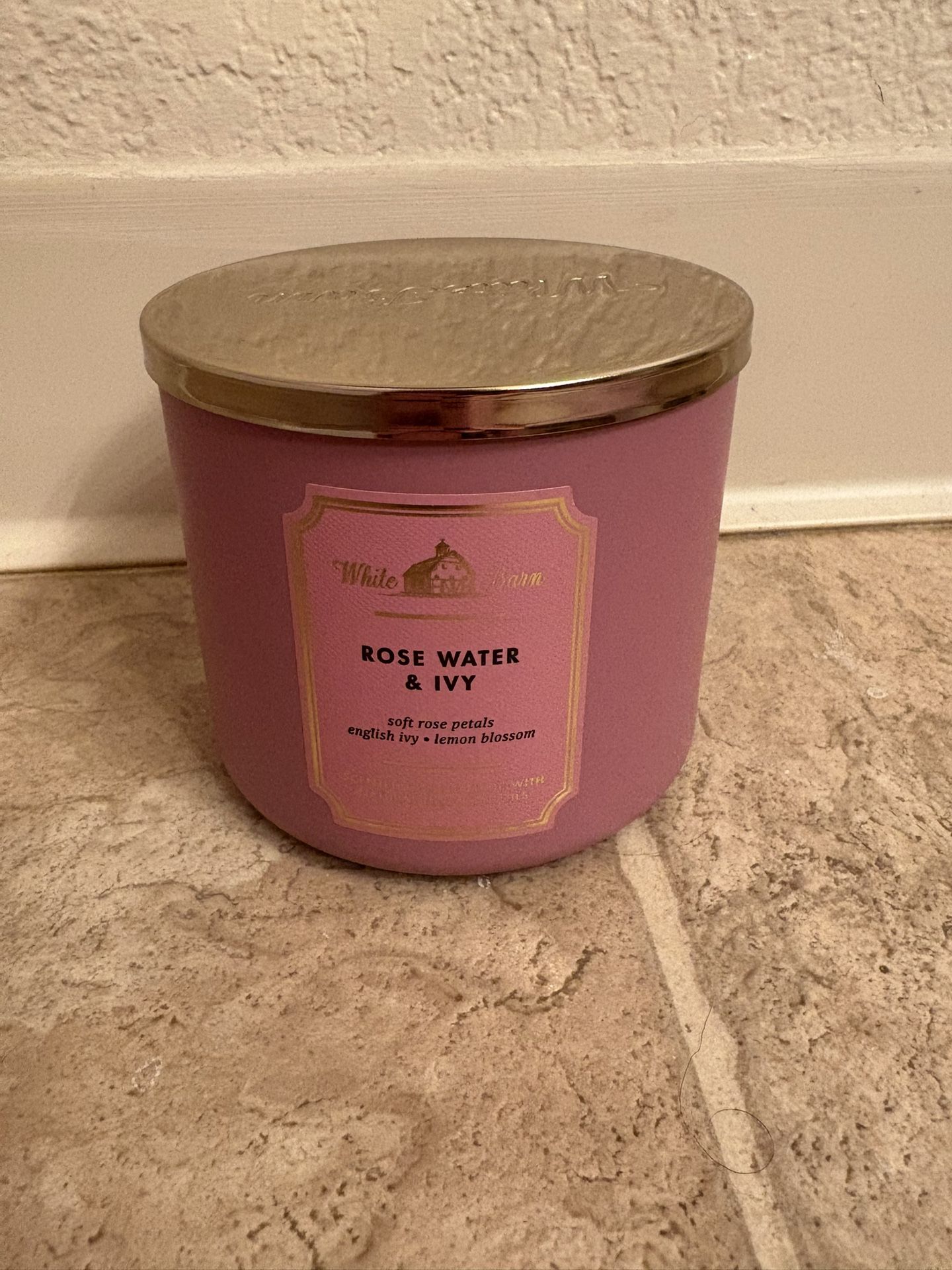 Bath & Body Works “Rose Water & Ivy” 3-Wick Candle 14.5 oz, 411 g (NEW, NEVER USED)