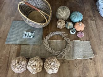 Thanksgiving decor /Home Goods
