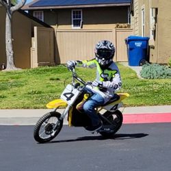 Razor MX650 Dirtbike 12v 14ah