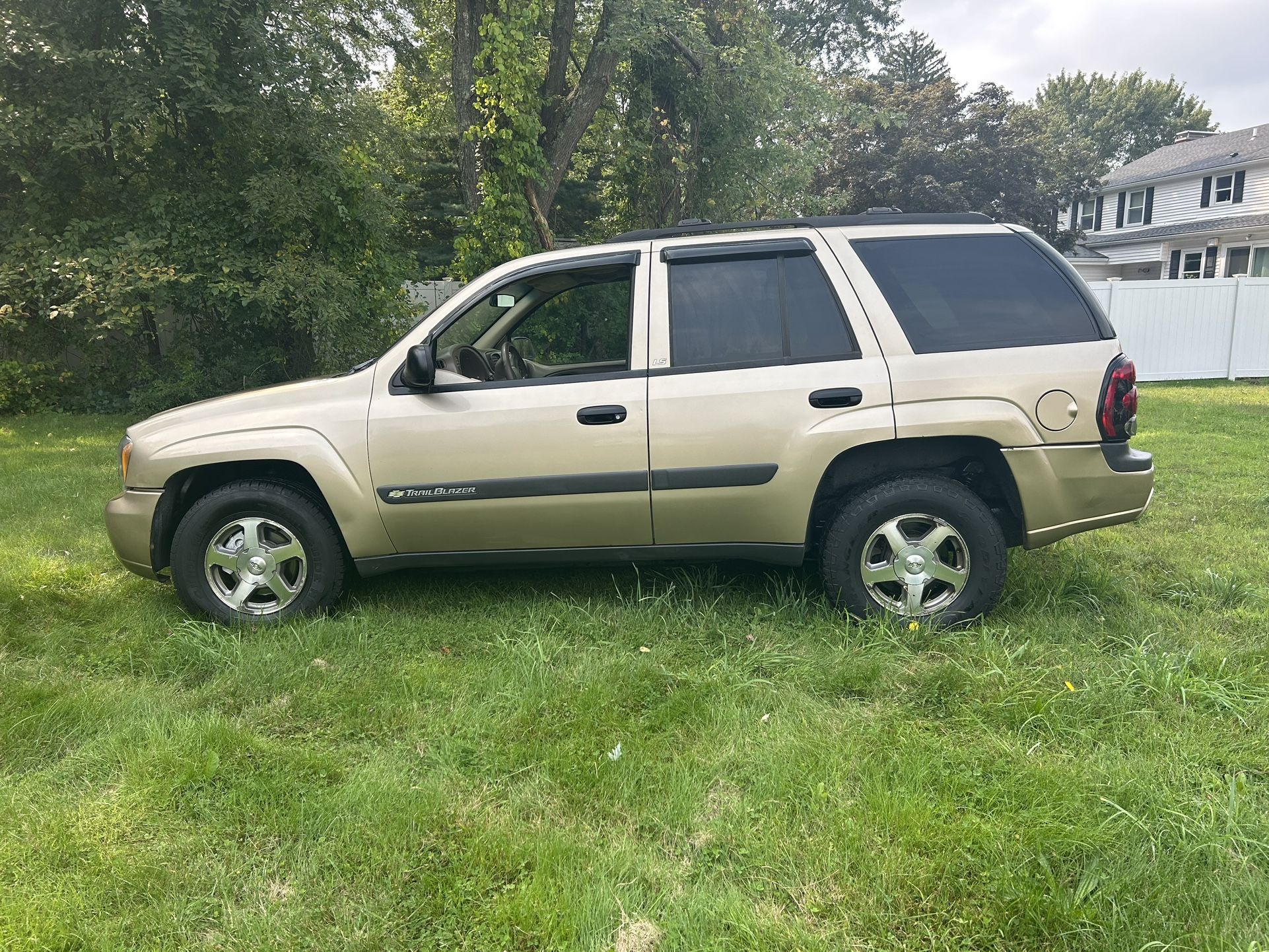CHEV  TRAIL  BLAZER SL - 4x4