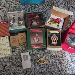 12 christmas ornaments holiday enesco avon elmo hallmark Lloyd LOT $10 ALL