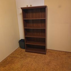 Great condition Shelf cabinet $25