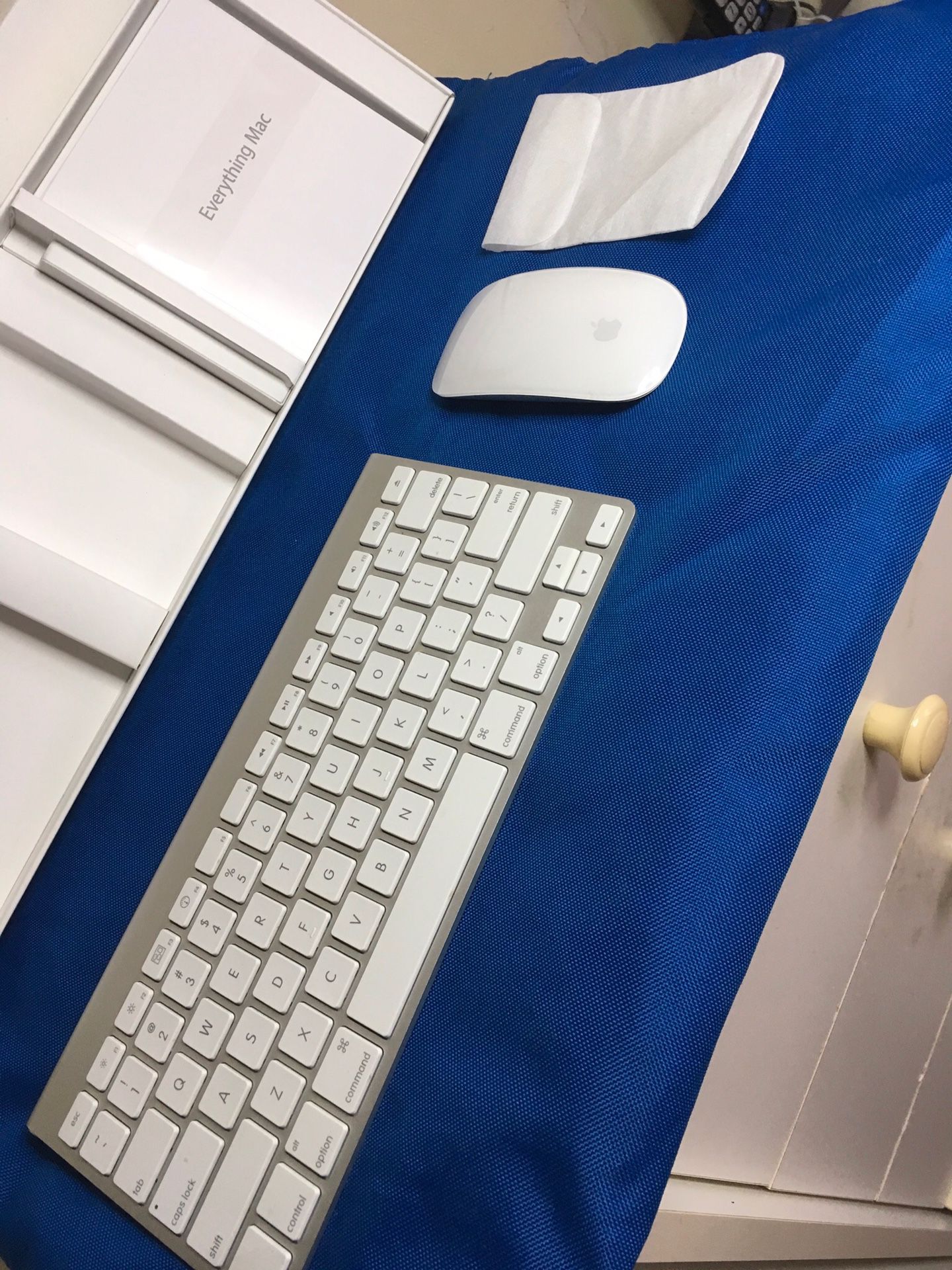 Apple mouse keyboard sets