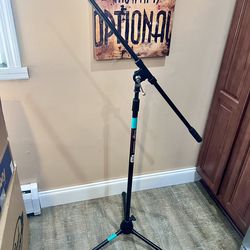 on stage boom stands