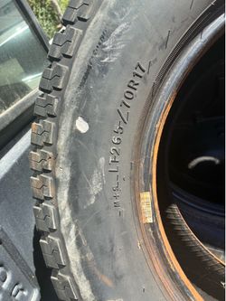 LT 265x70x 17 wrangler good year tire