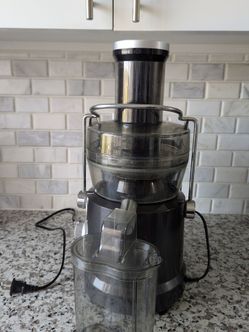 Juicer almost brand new $45 or best offer.