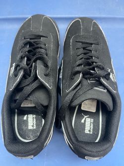 PUMA Sneaker size 3 Brand New No Tags