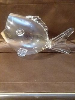 Glass Fish-Shaped Fish Bowl