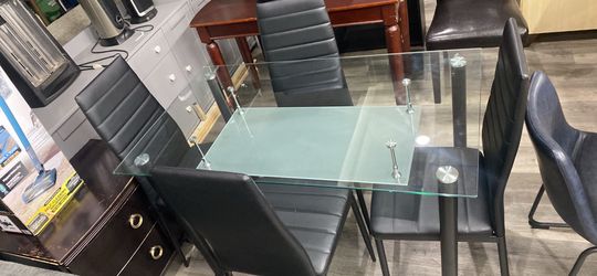 Dining table set