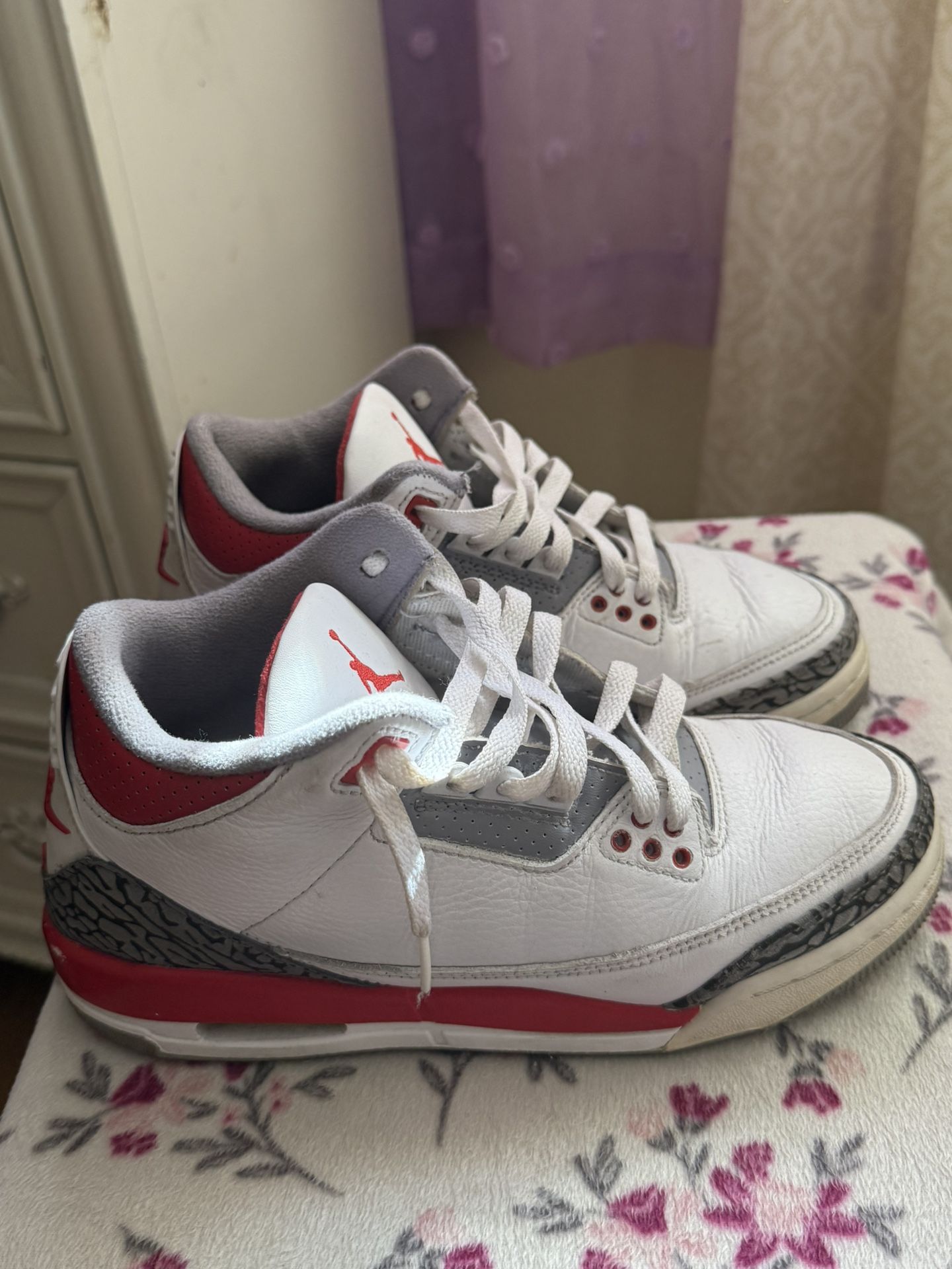 Jordan 3s 