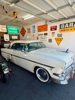1954 Ford Crestline