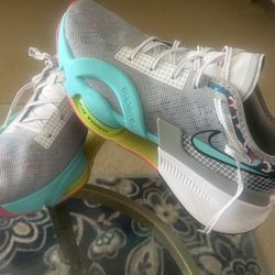Nike Shoes Women Size 9