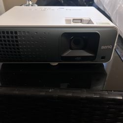 4k Projector 📽️ ‼️