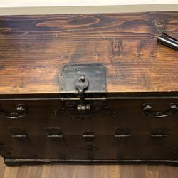 Wooden Chest/end Table