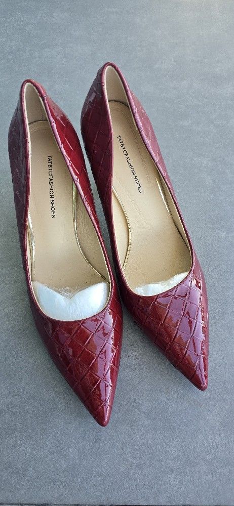Red Heels Size 6
