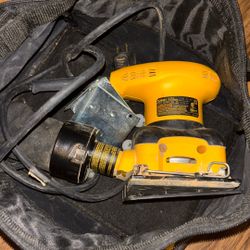 DeWalt Sheet Palm Sander